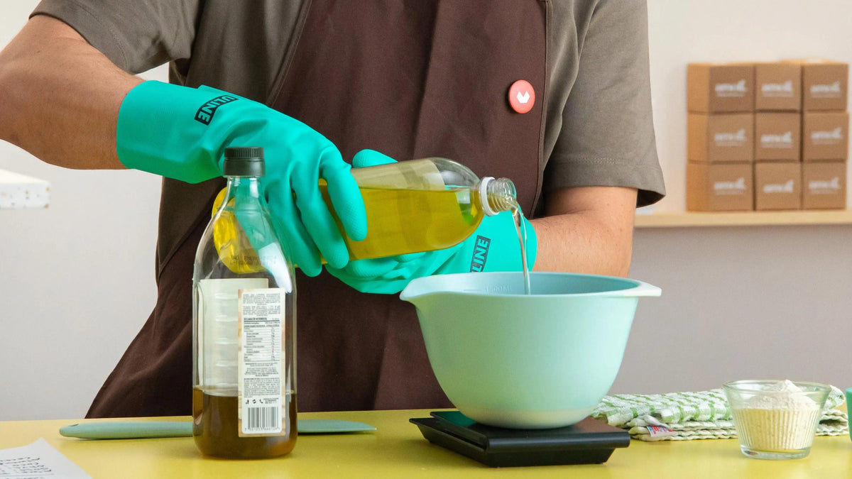 Descubre la Magia de Crear un Jabón Artesanal: Guía Básica y Consejos para Principiantes - Mar Amoli