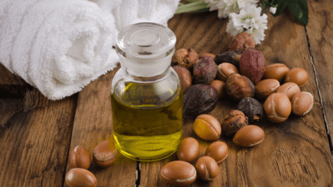 El Oro Líquido de Marruecos: Descubre los Milagros del Aceite de Argán en tu Piel y Cabello - Mar Amoli