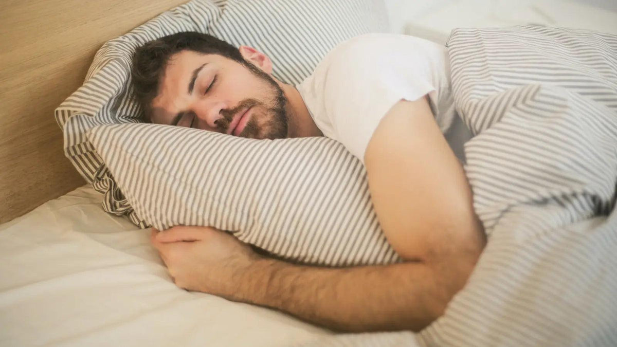 Duerme Bien, Luce Mejor: La Importancia del Sueño en la Salud de tu Piel - Mar Amoli