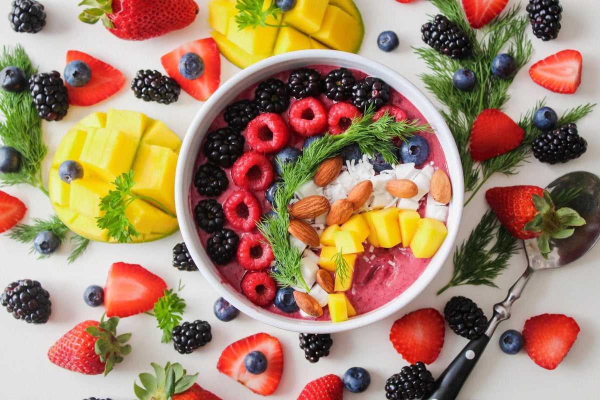 La Conexión entre la Alimentación y la Salud de la Piel: Cómo lo que Comes Afecta tu Piel - Mar Amoli