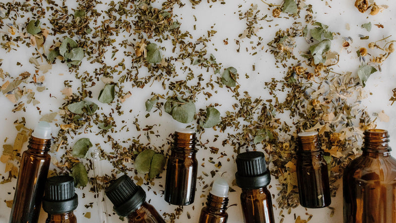 Aceites Esenciales para la Piel: Top 5 y sus Beneficios - Mar Amoli