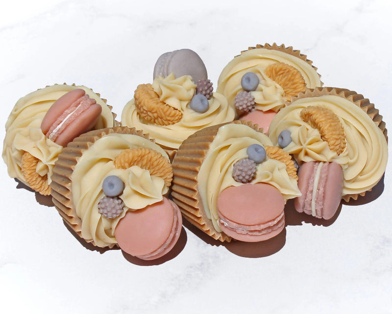 Jabón de Cupcake con Macarrón - Mar Amoli Jabones Artesanales Mexicanos Libres de Tóxicos Veganos y Ecológicos